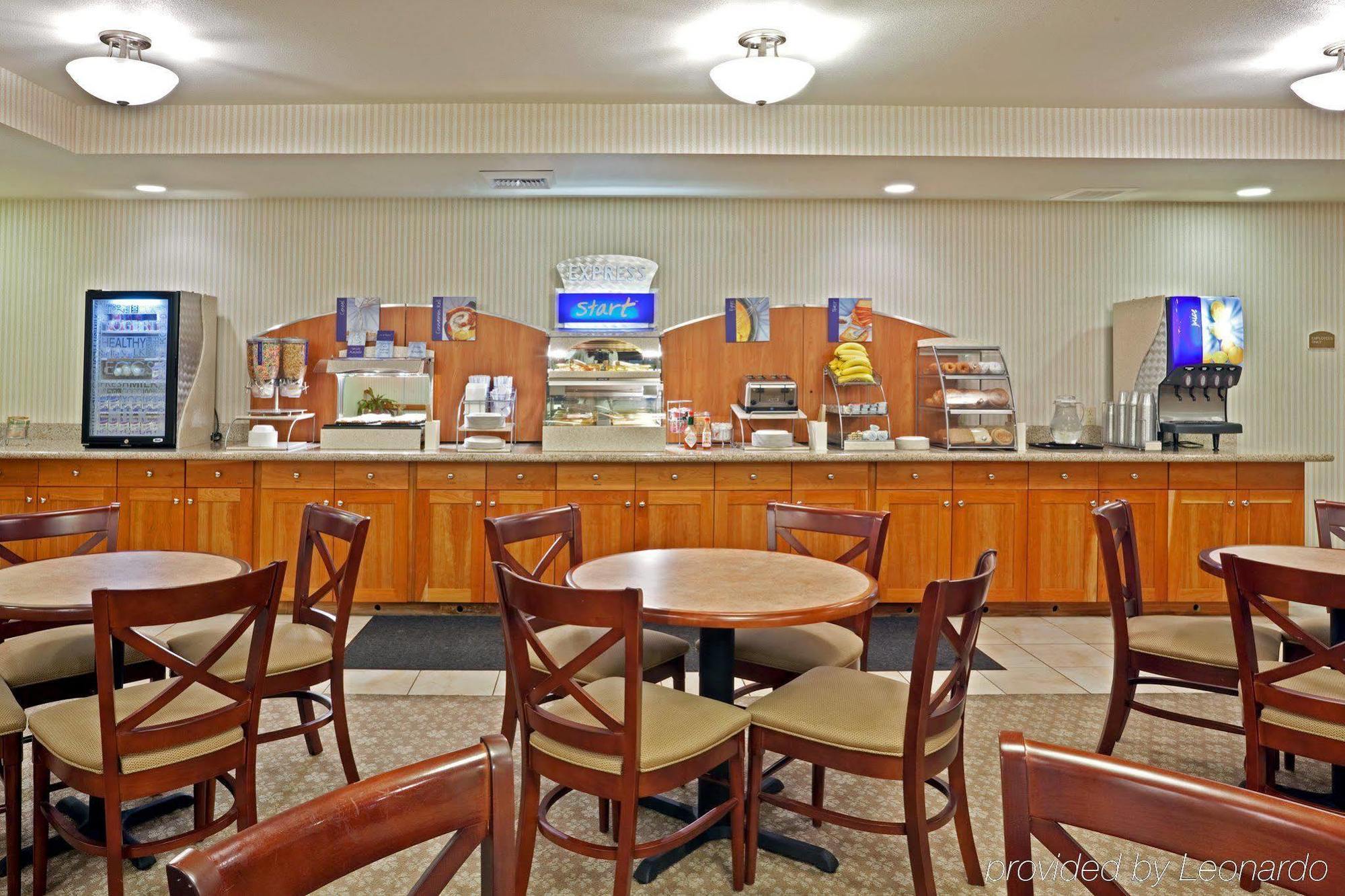 Holiday Inn Express & Suites Lacey - Olympia By Ihg Exterior photo