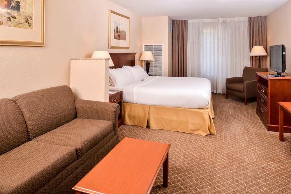 Holiday Inn Express & Suites Lacey - Olympia By Ihg Exterior photo